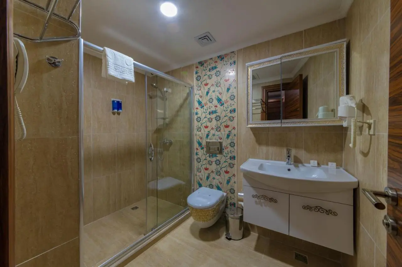 Vision Deluxe Hotel