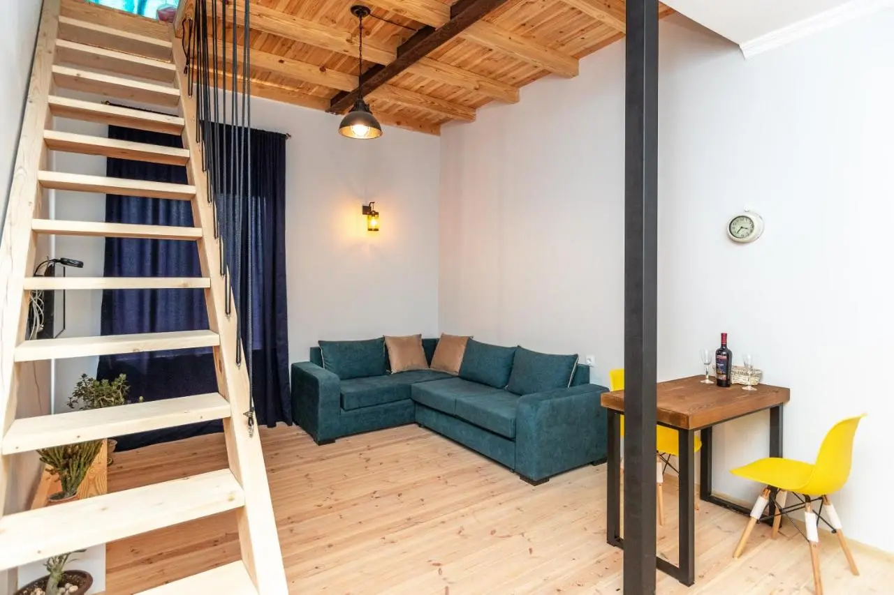 Giorgi's apartment