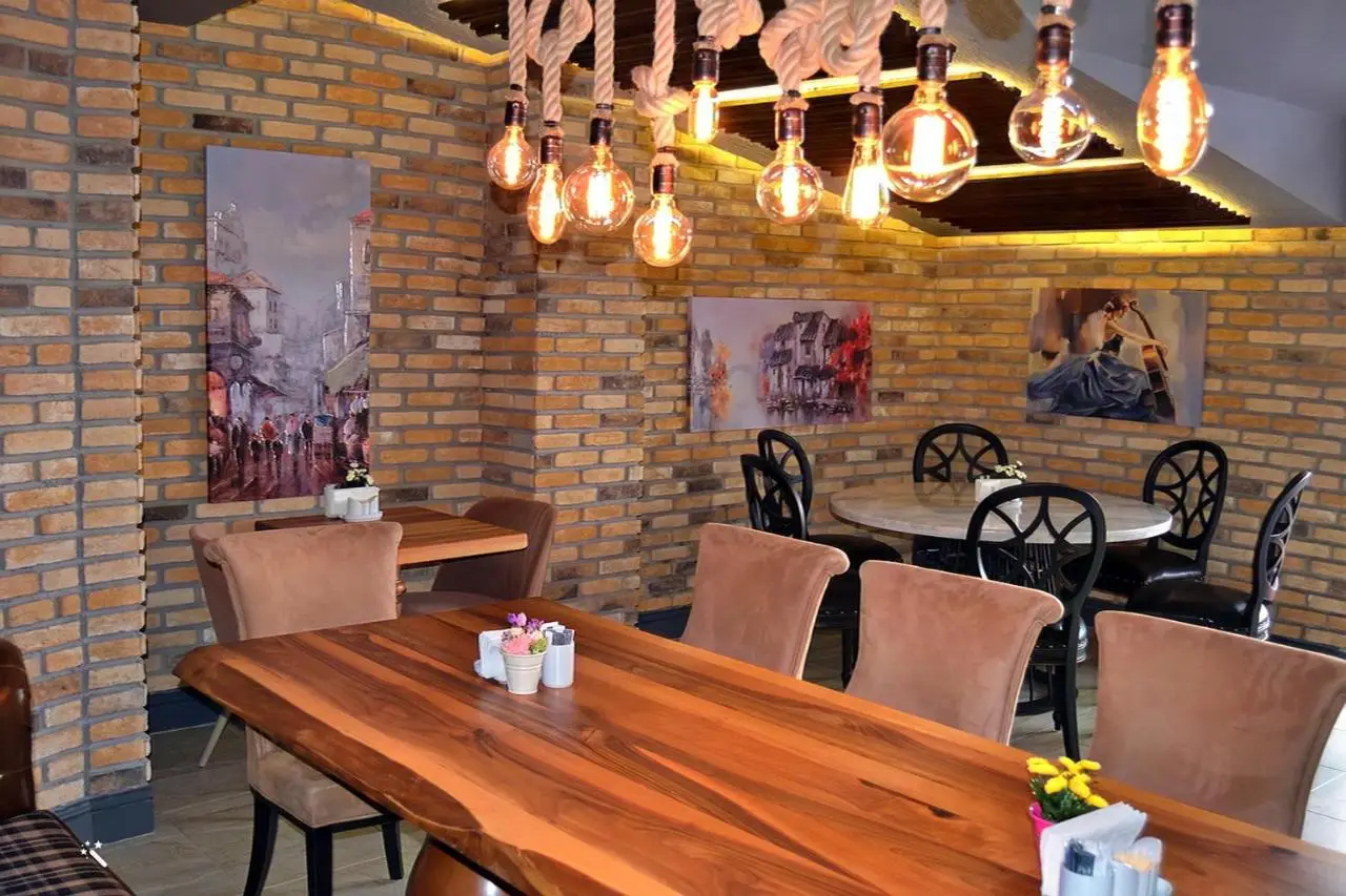Hotel Zade