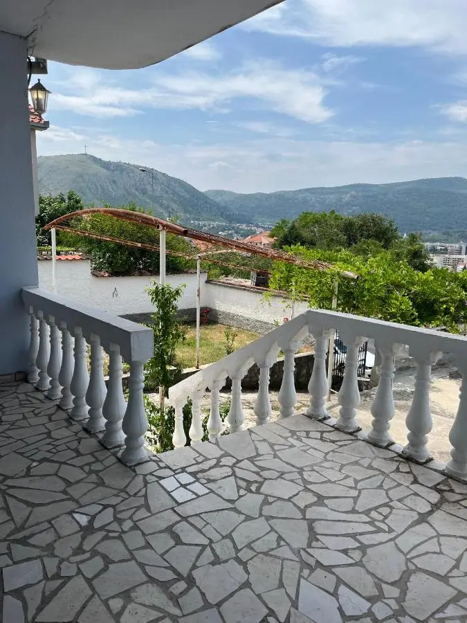 Apartments Azura