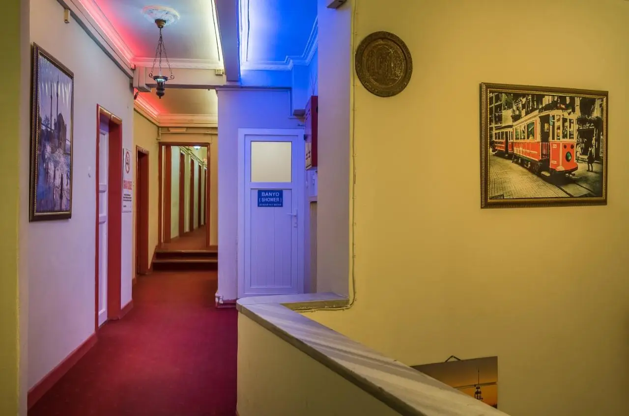 Erenler HoTeL & HosTeL