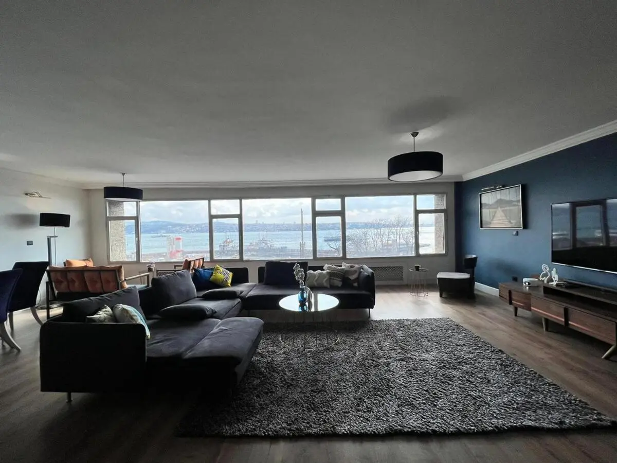 Stunning Sea View Amazing Flat 4BR 2BA AC