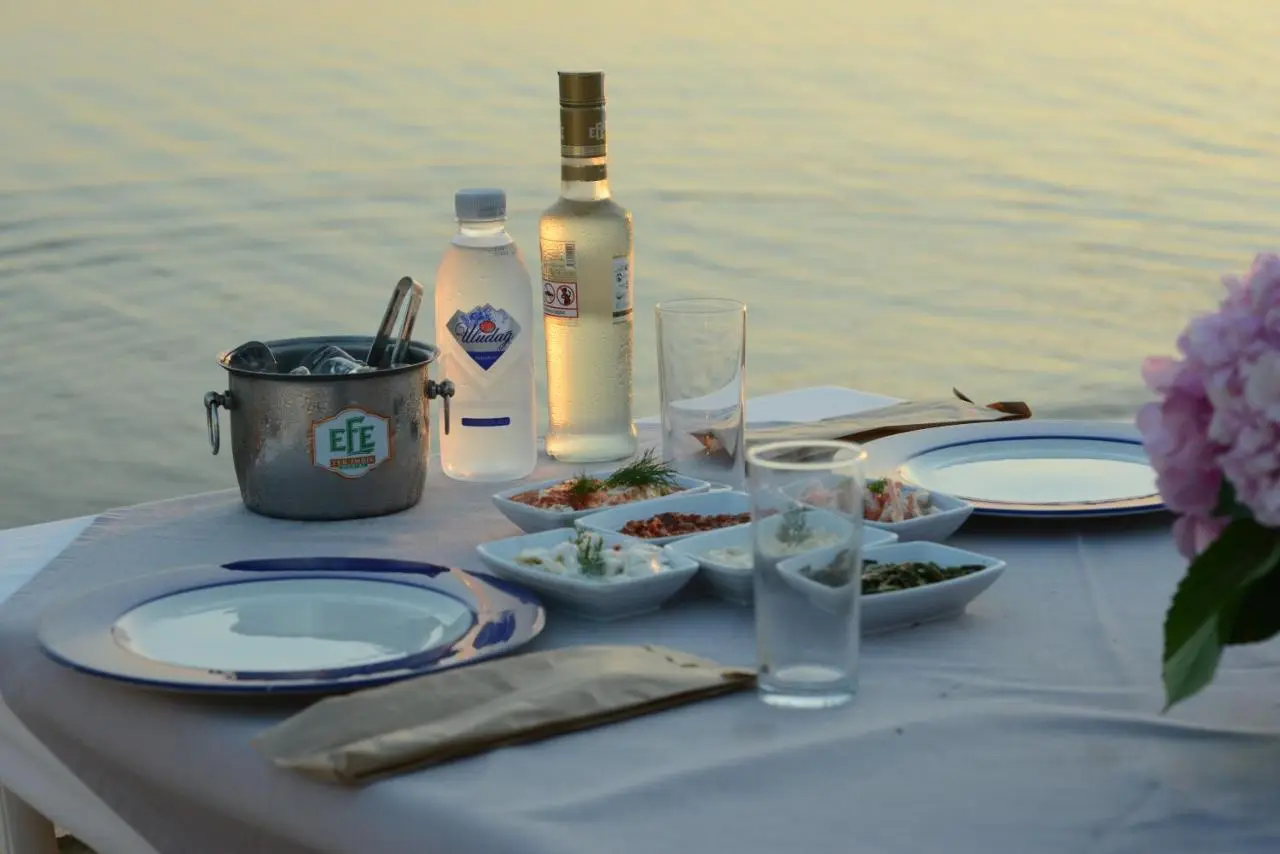 KİRAZ BEACH OTEL