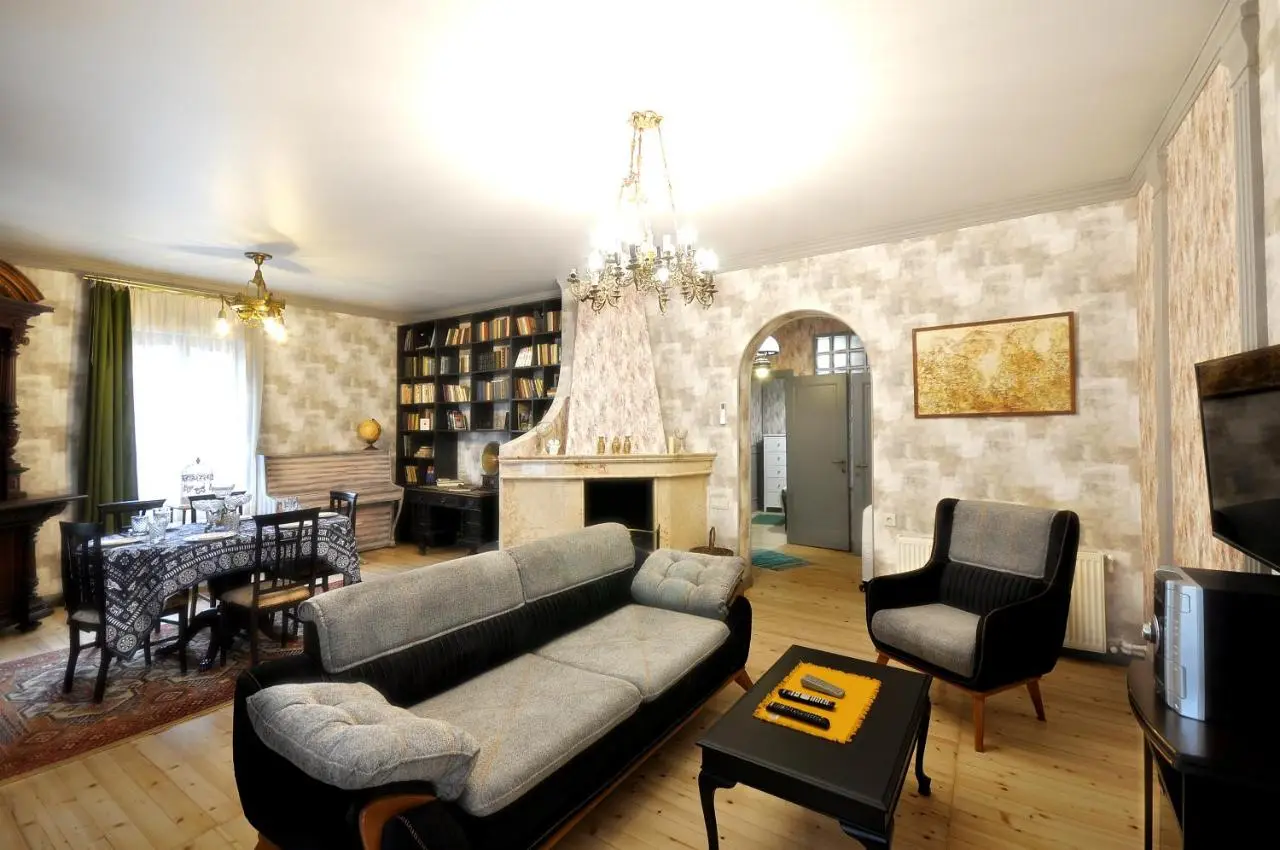 BFG Suites Leselidze
