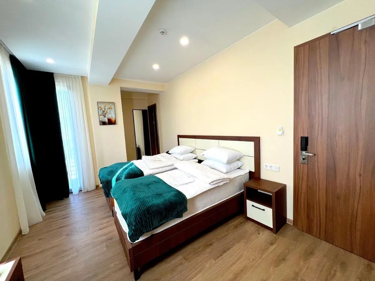 HOTEL WEST TBILISI