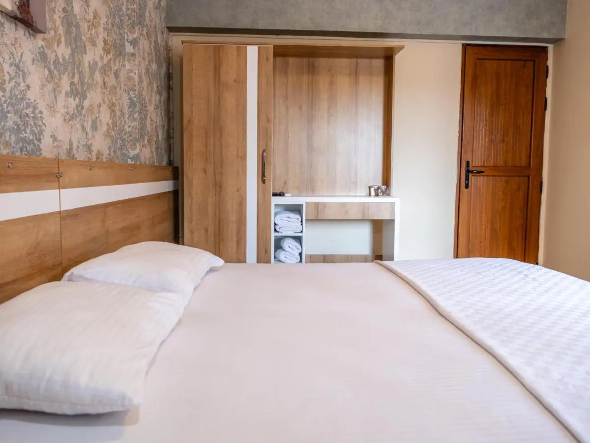 Grand Ece Hotel