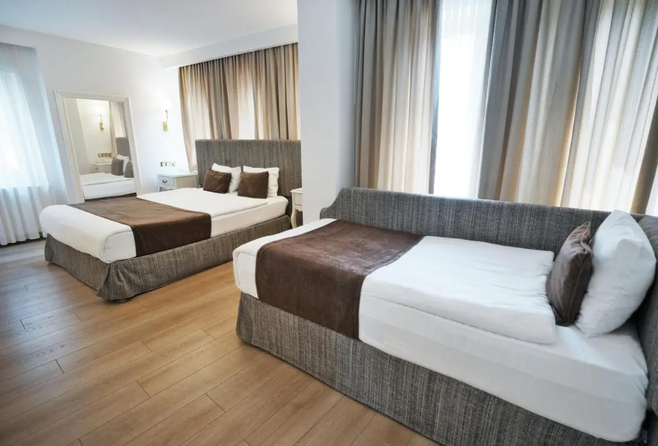 Taximtown Hotel