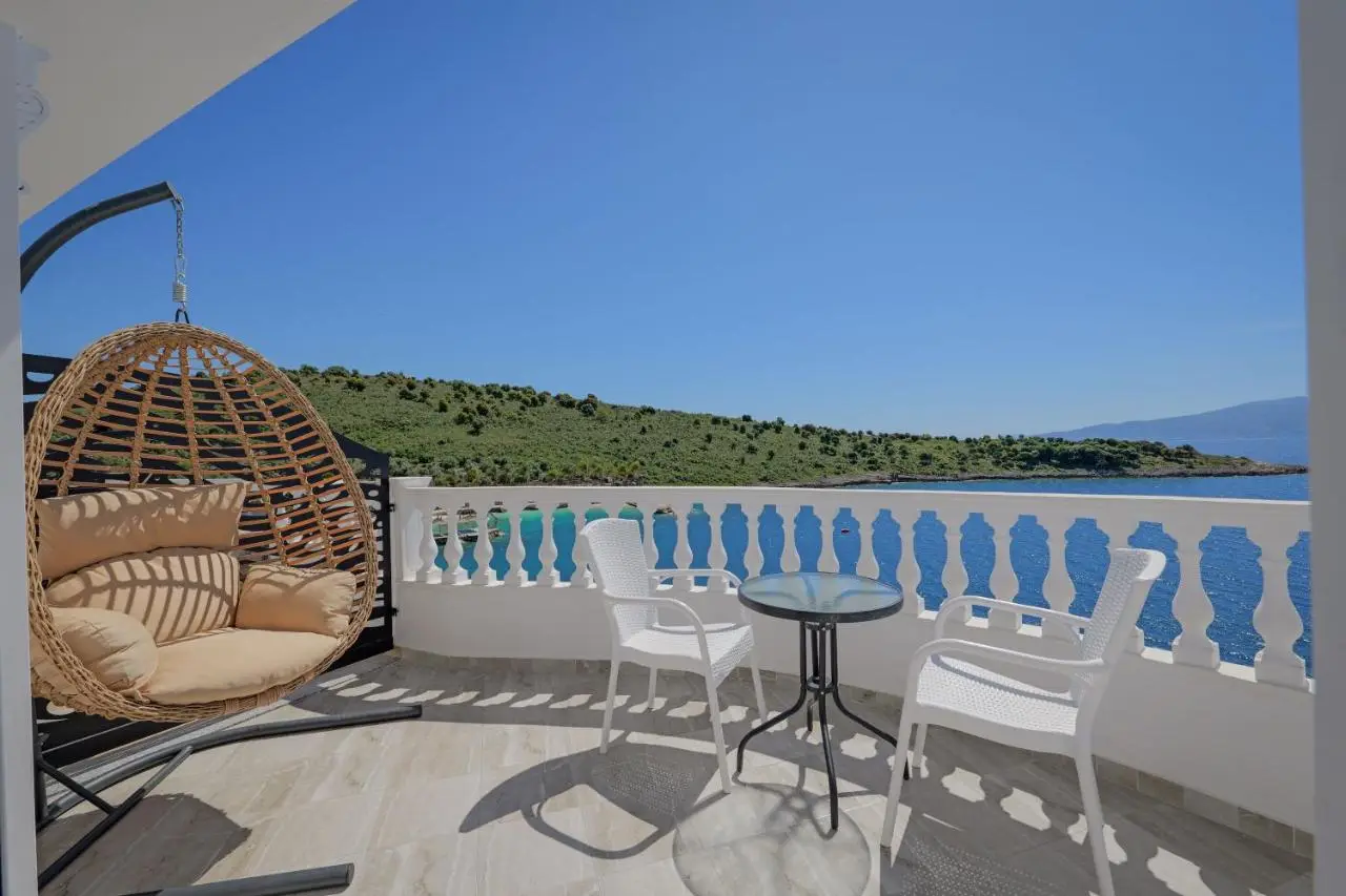 Villa Juna Beach