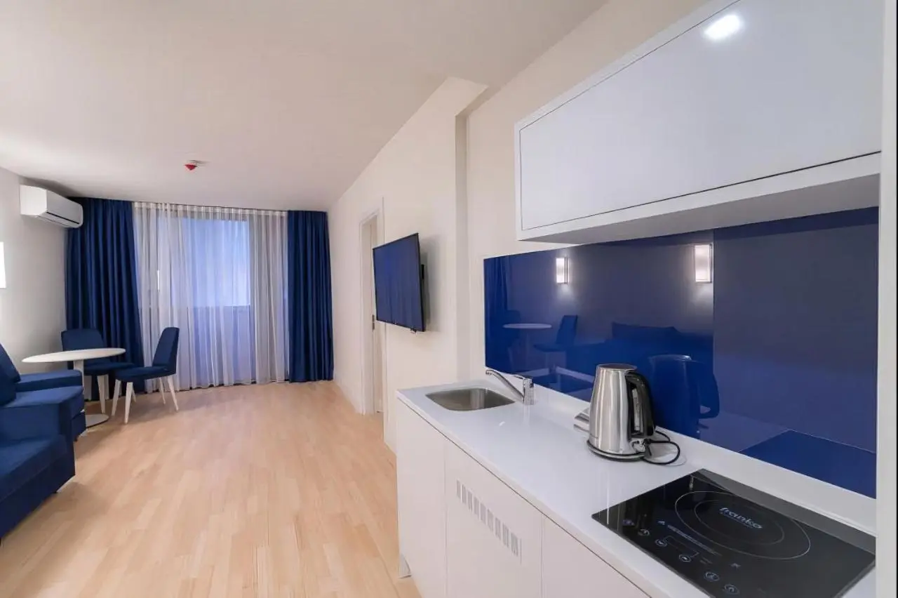 Nice Sea View Aparthotel in Orbi City Batumi