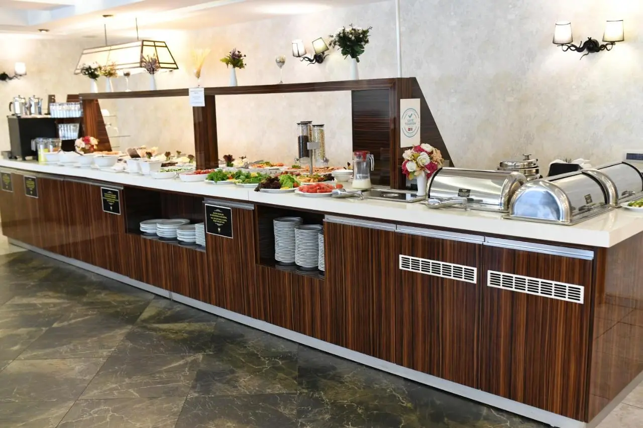 Royal Hotel Inegol