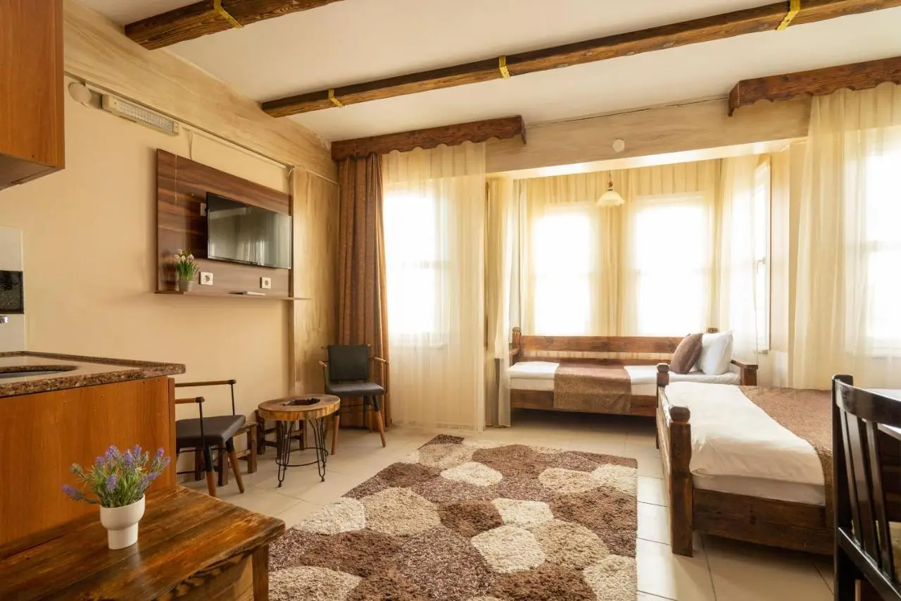 Pi Home & Apartments