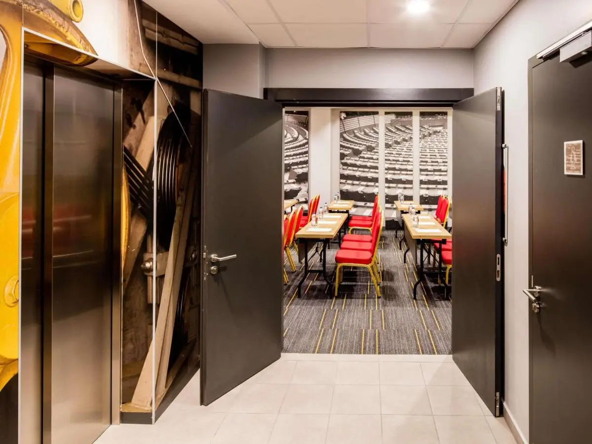 Ibis Istanbul West