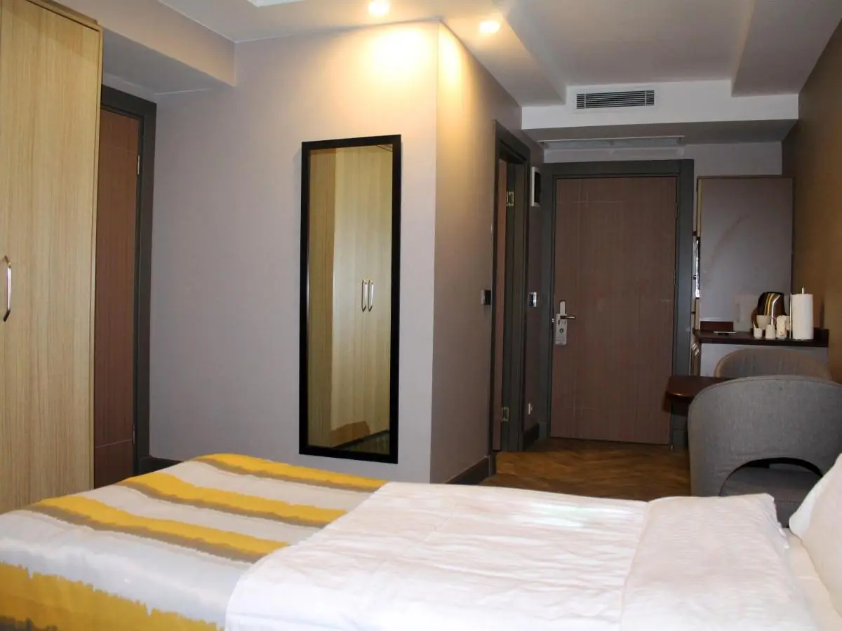 Tophane Suites