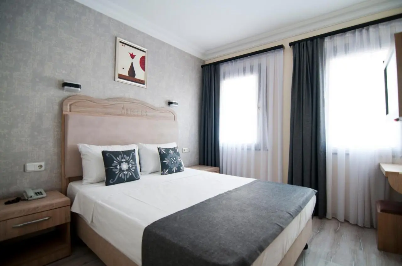 Artefes Hotel Old City& Spa