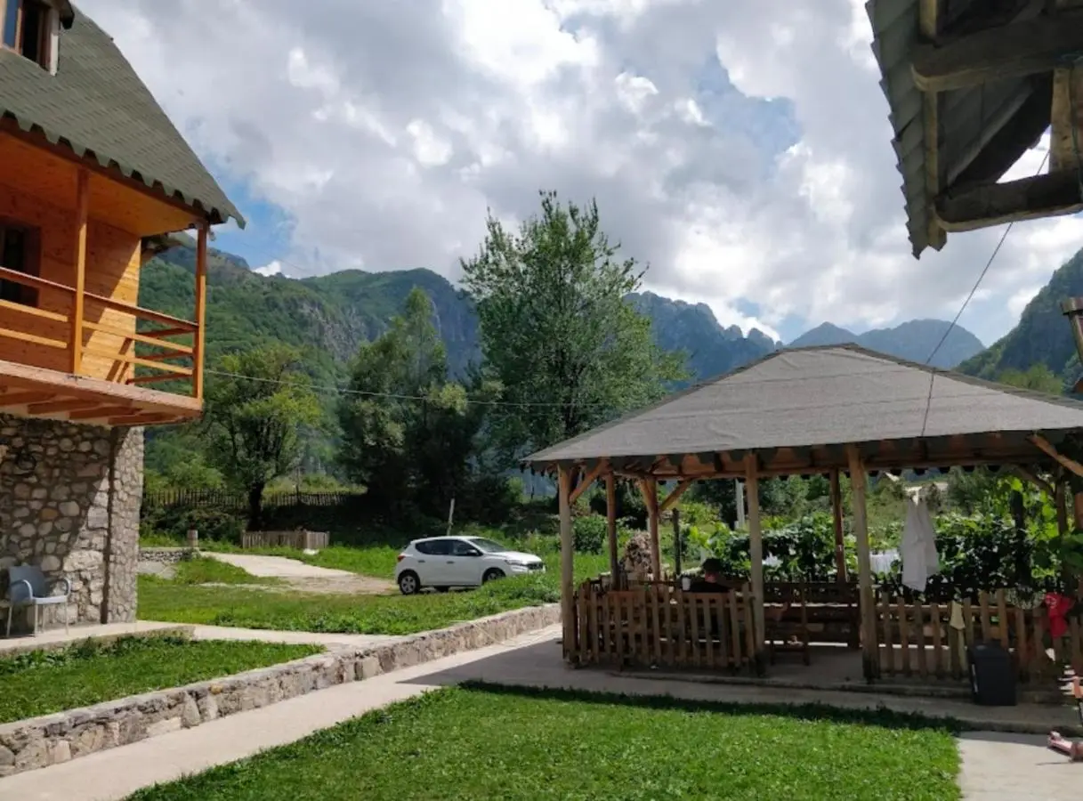 Bujtina Vellezerit Grrela