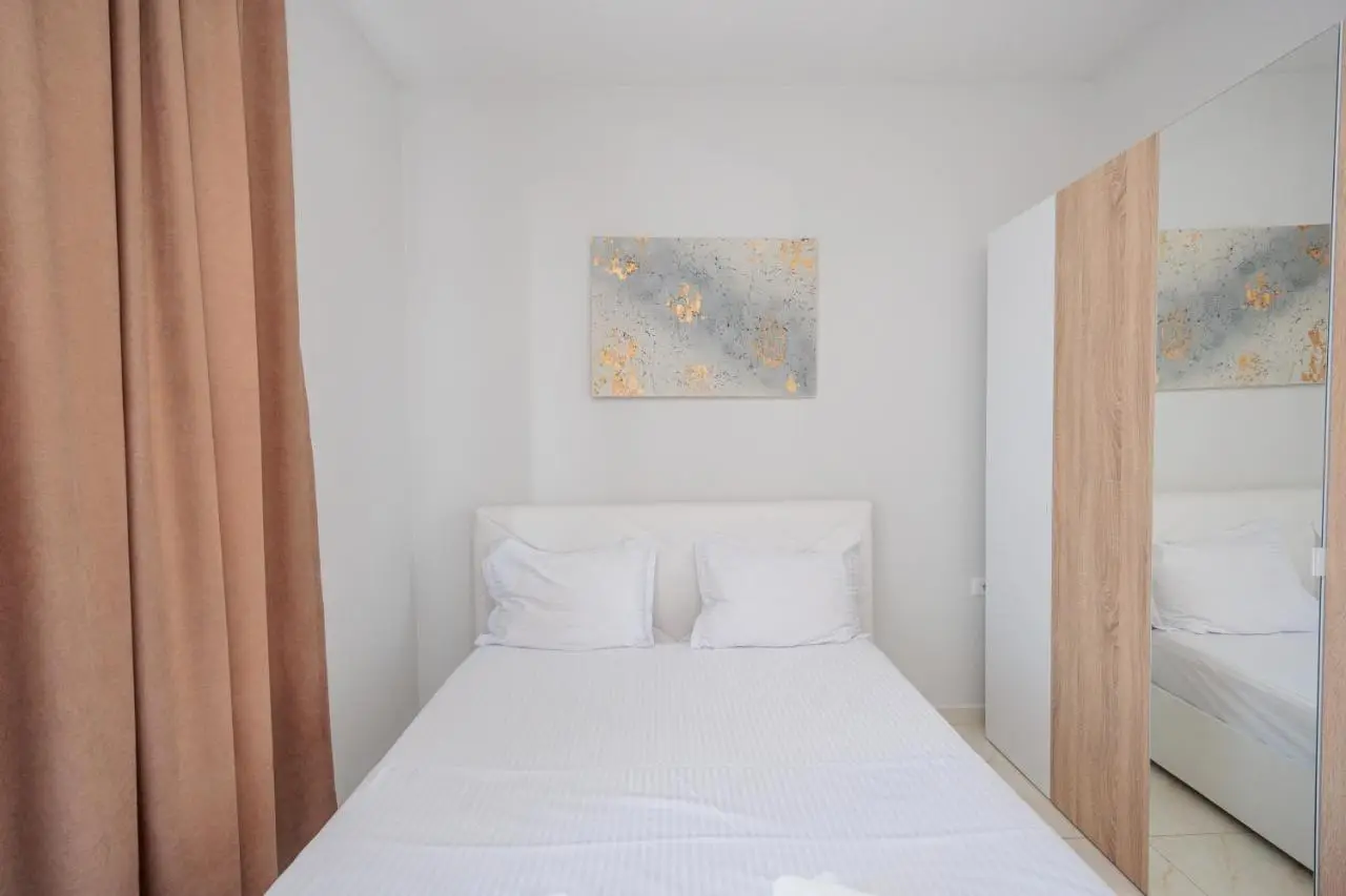 Luxury Apartment with Parking