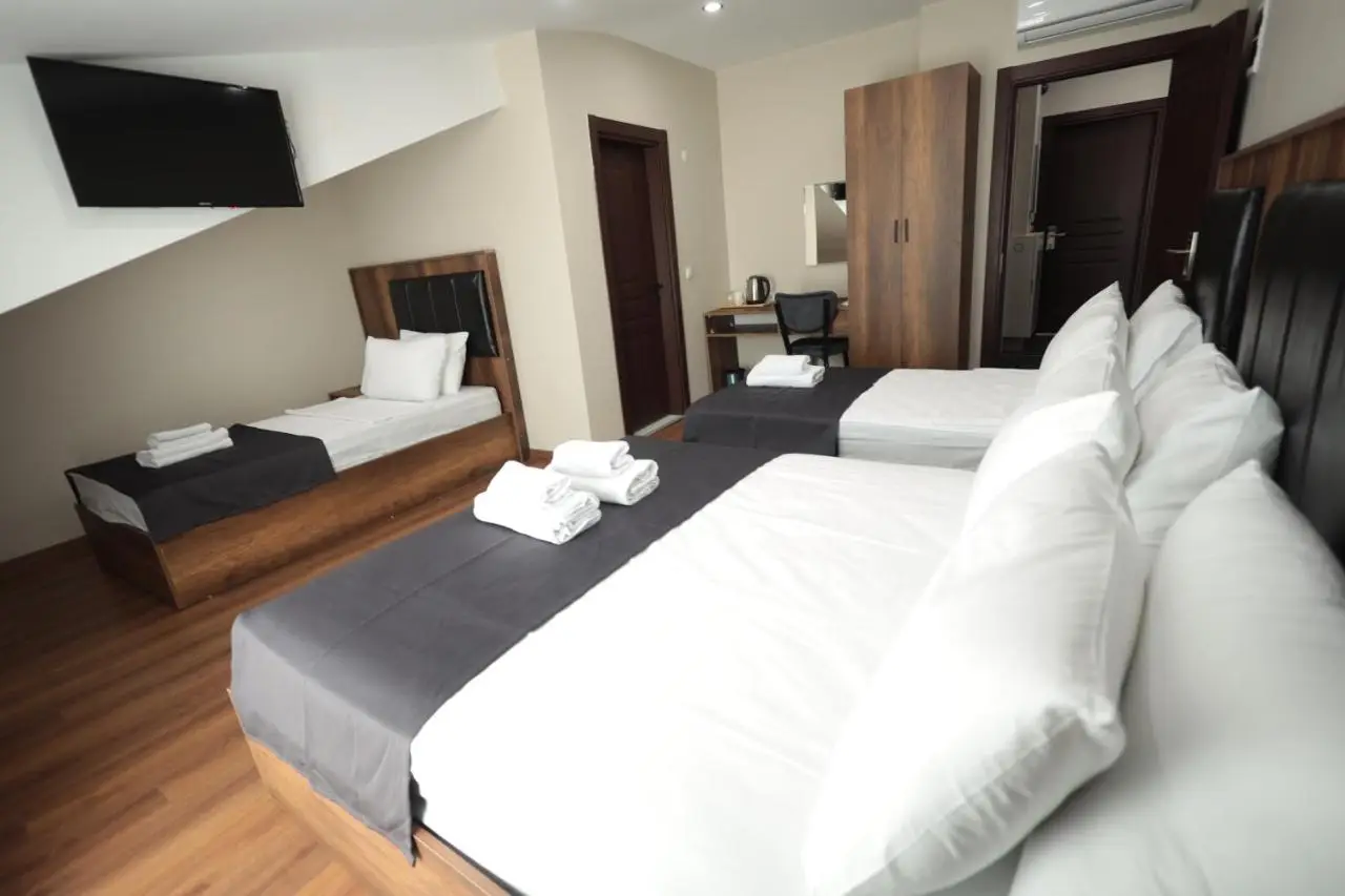 BZN Airport Hotel