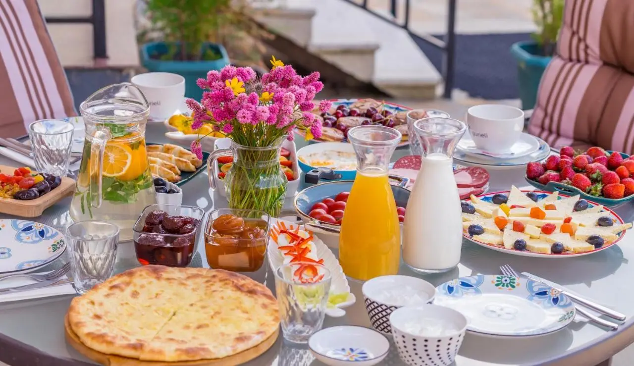 OISHE Boutique Hotel