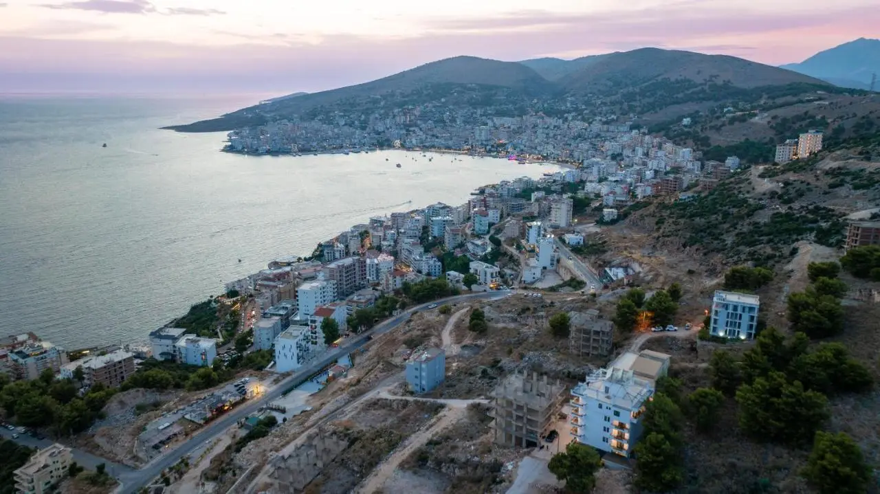 Arrei Hotel