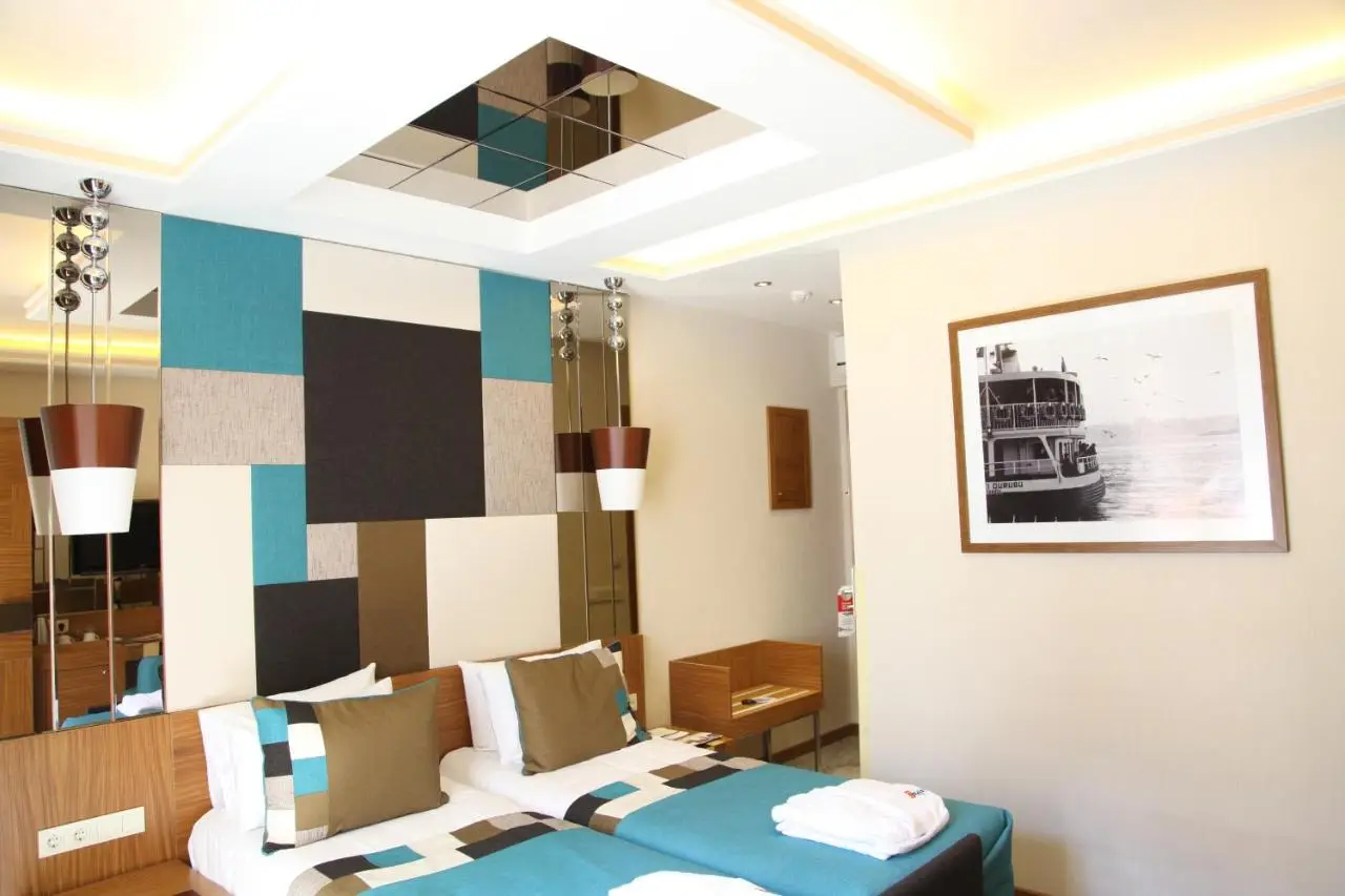 Collage Pera Hotel