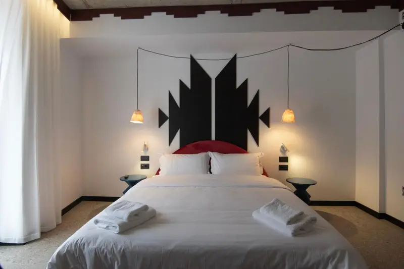 Bazaar Hotel