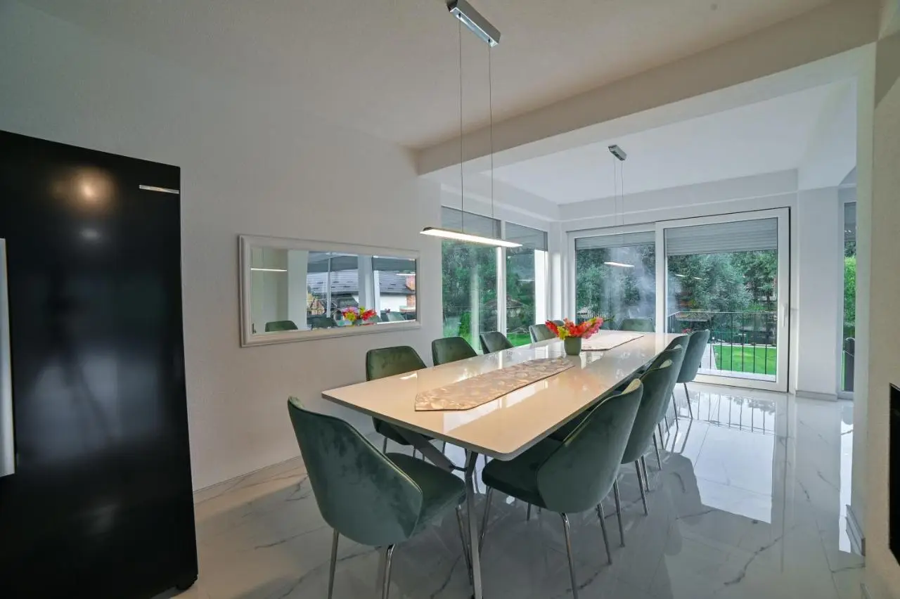 Summer Residence Una