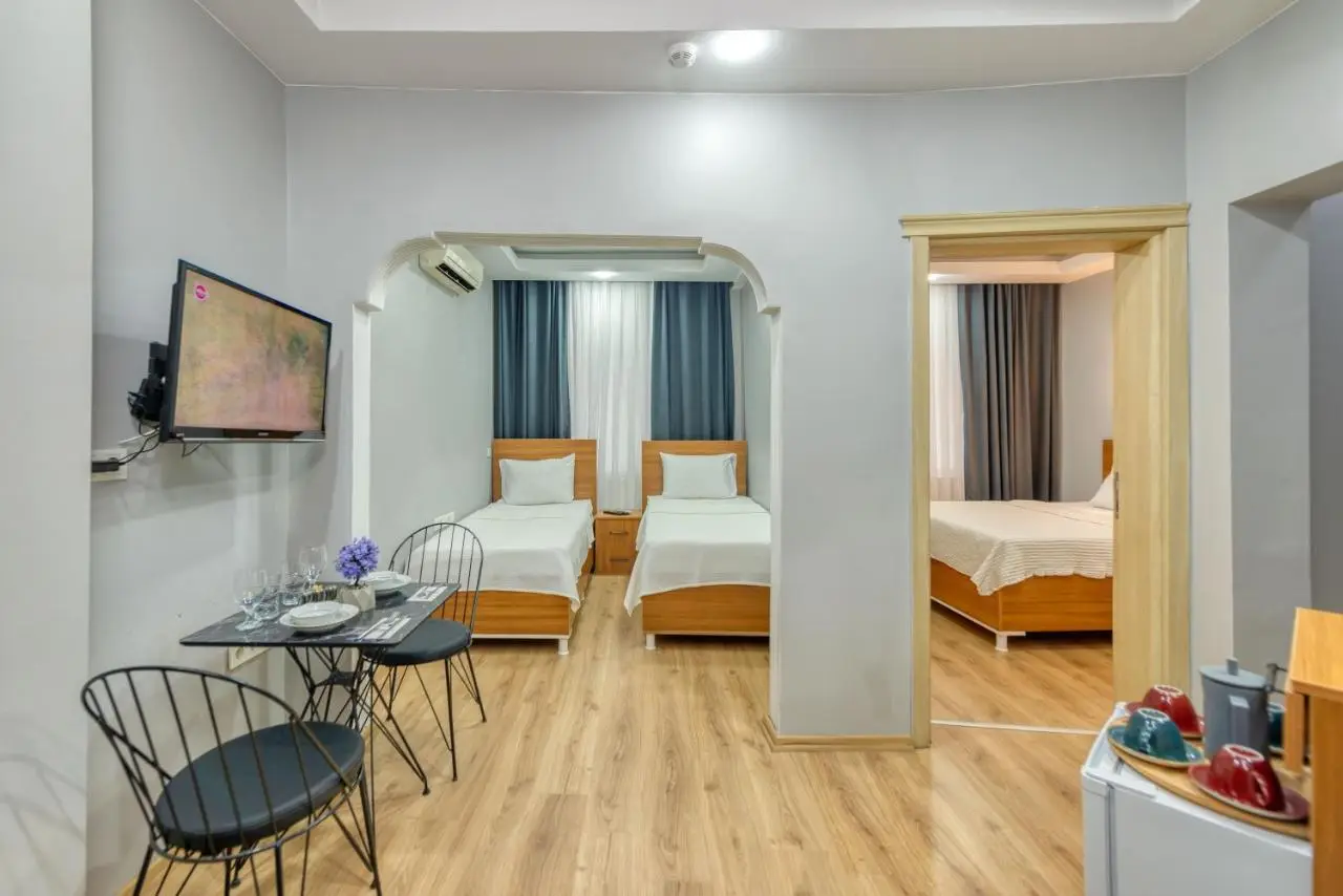 Pio Apart Hotel