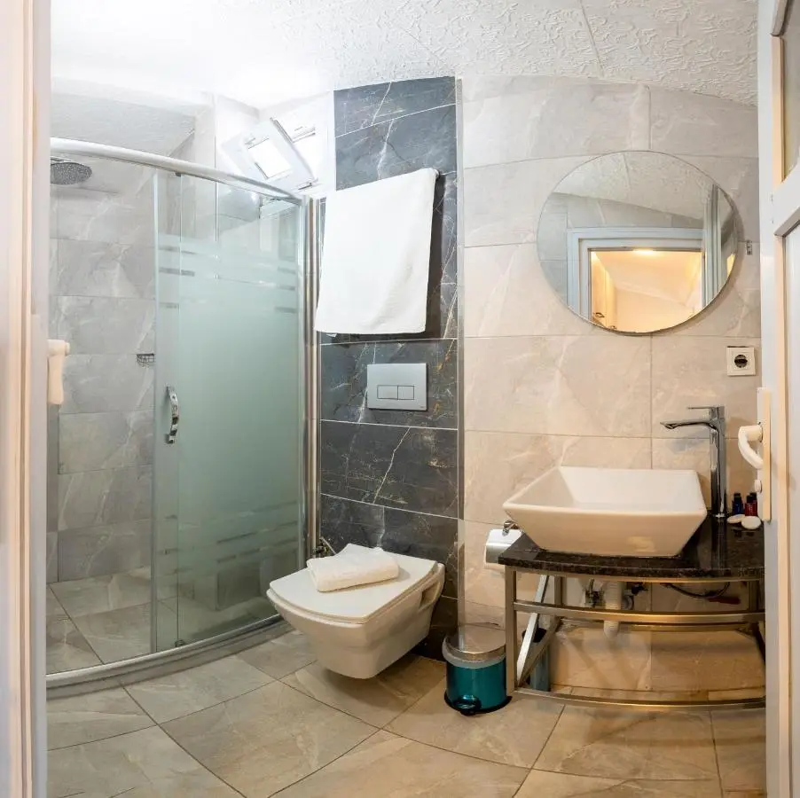 BiRAND SUiT HOTEL