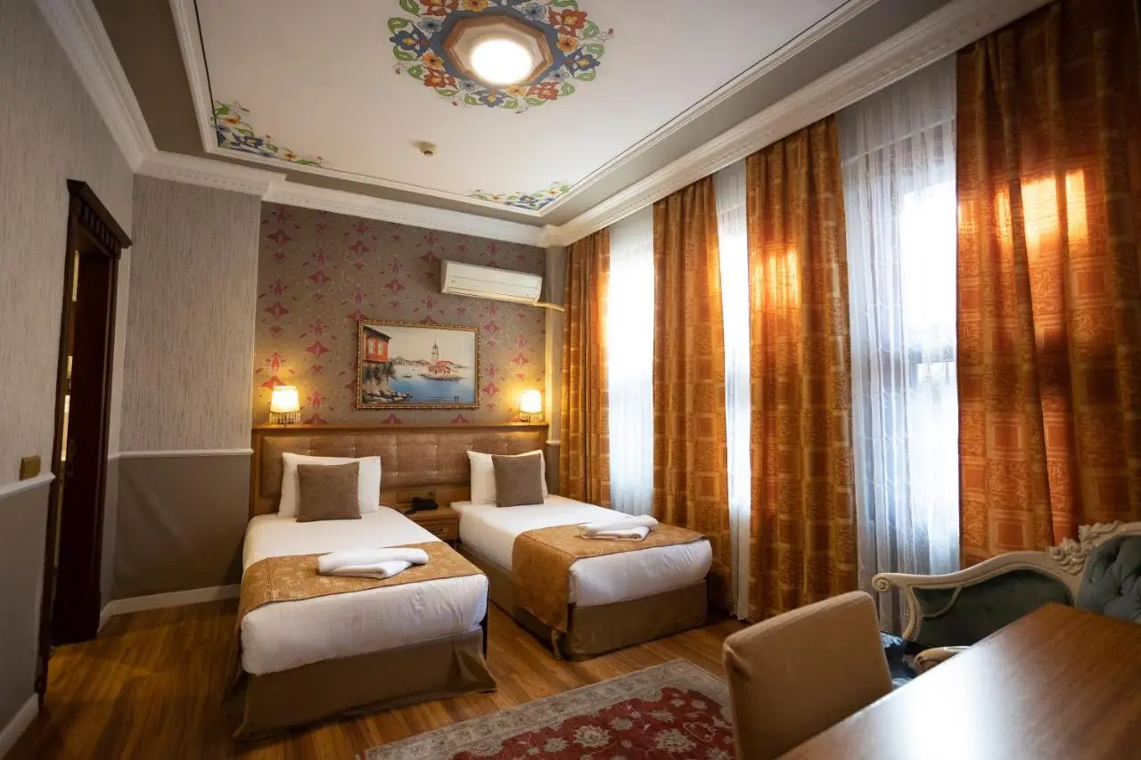 Tashkonak Studio Suites