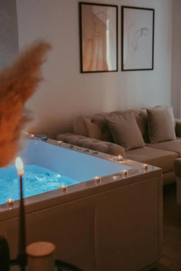 Luxury Jacuzzi Apartment