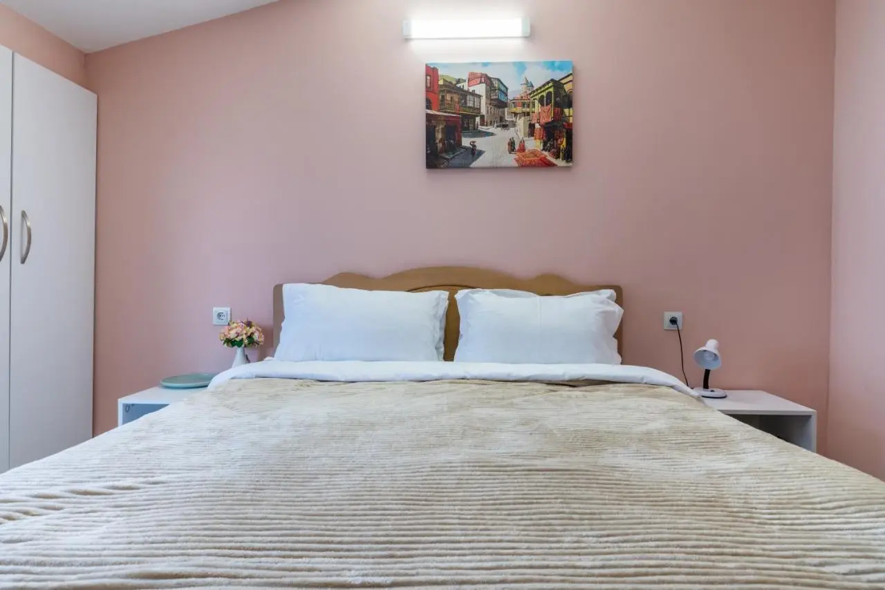 HB apartments Laghidze