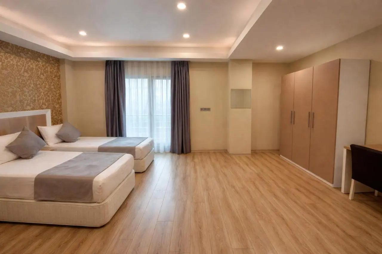 Diplomat Suites Hotel