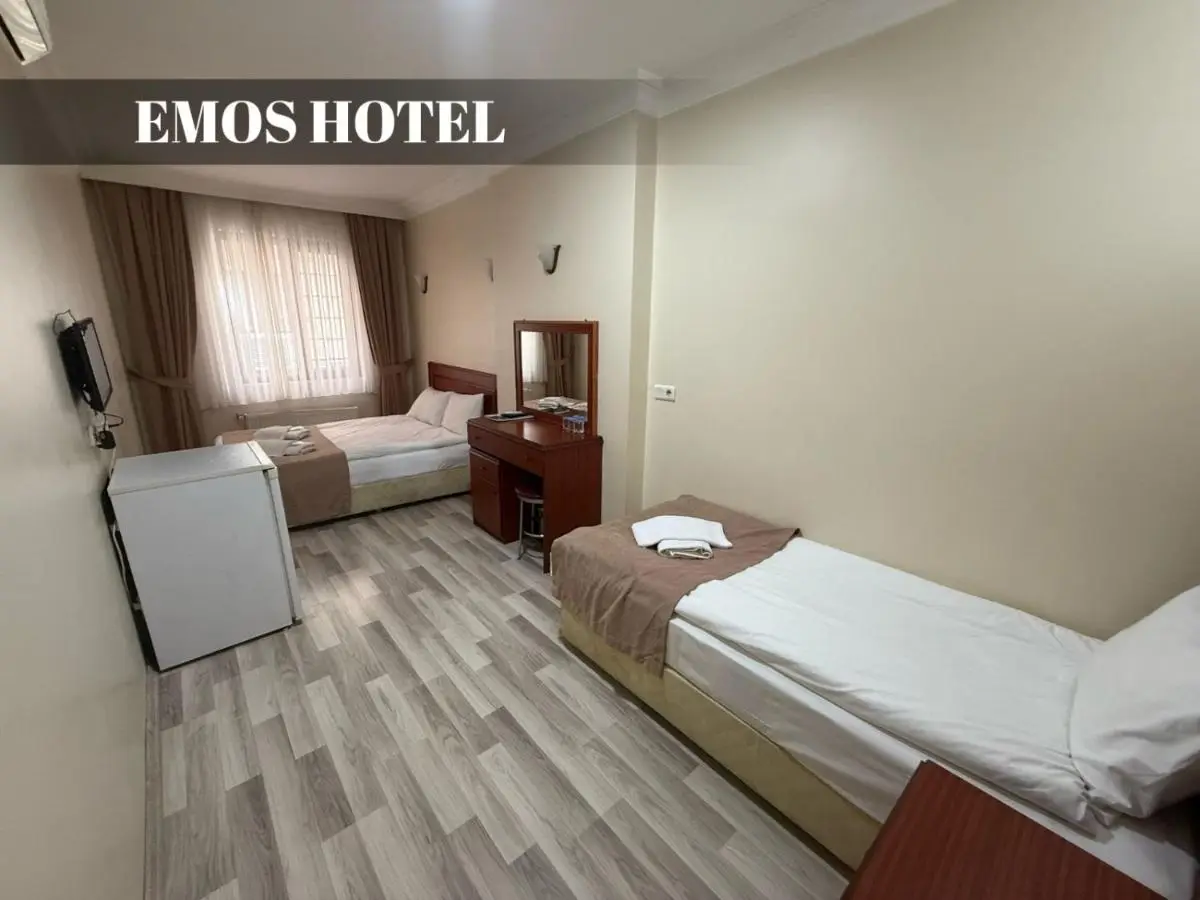 EMOS HOTEL