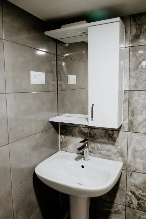2 Signature Apartments on Agmashenebeli