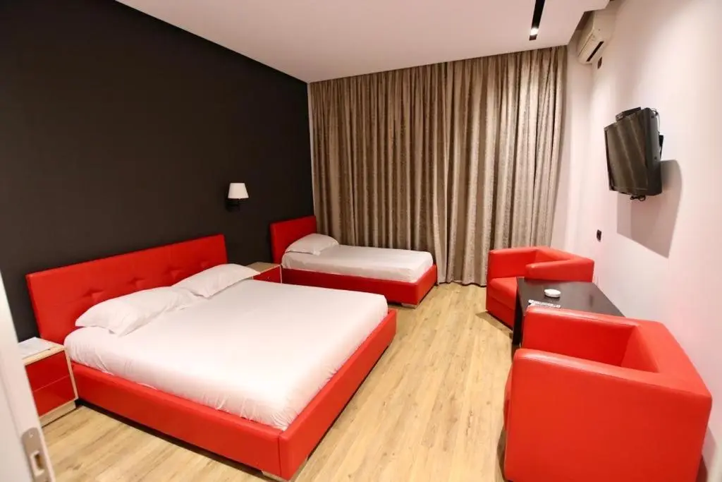 Aurelis Hotel