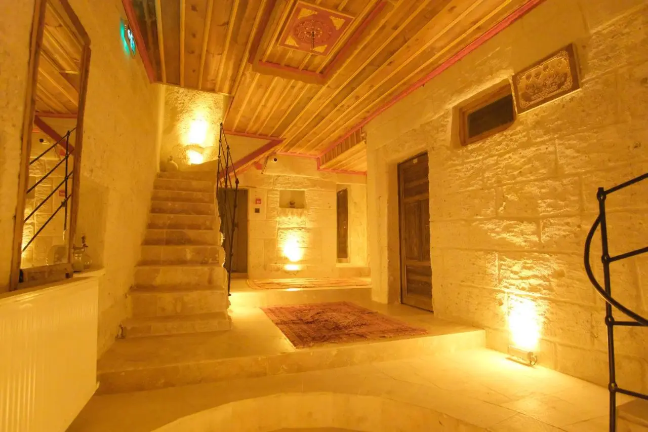 Euphoria Cave House