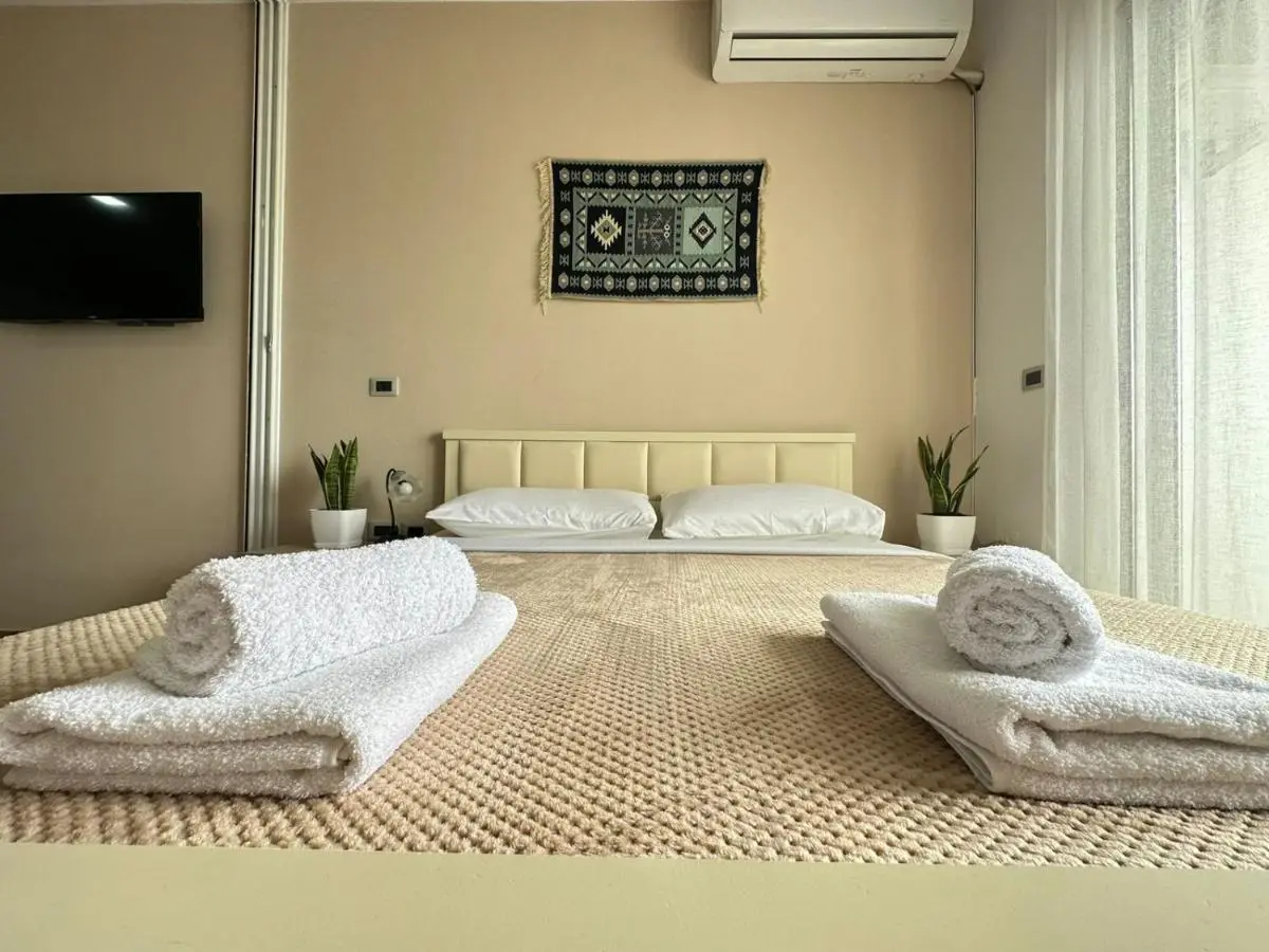 TreA Accomodations - Despacito Port Side