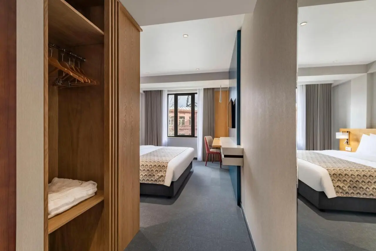 Clocks Hotel Tbilisi