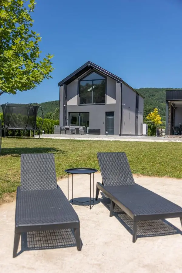 Villa UNA LUX