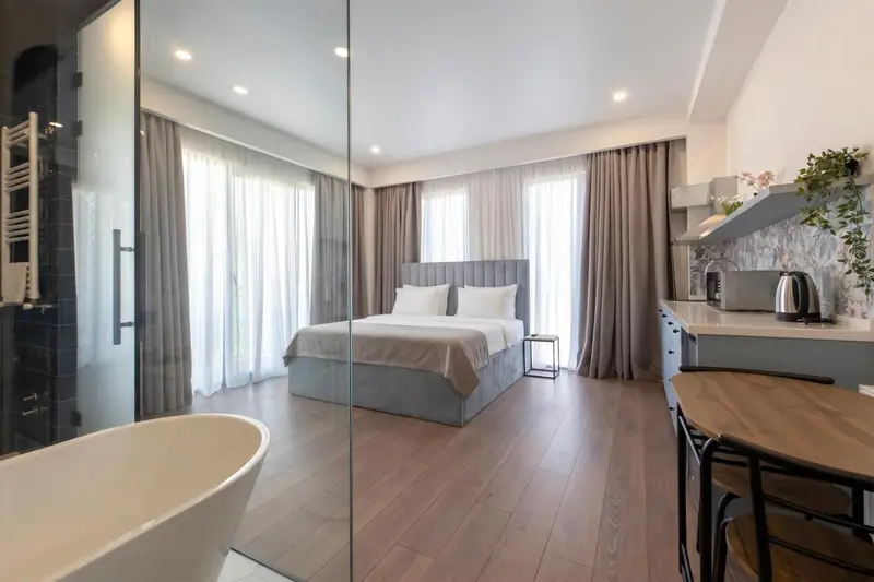 M&N Hotel