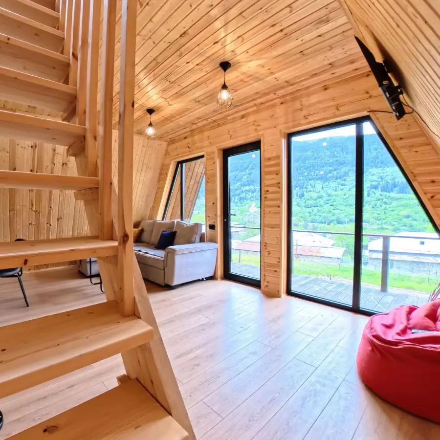 A-frame Wonder Mountain Chalet