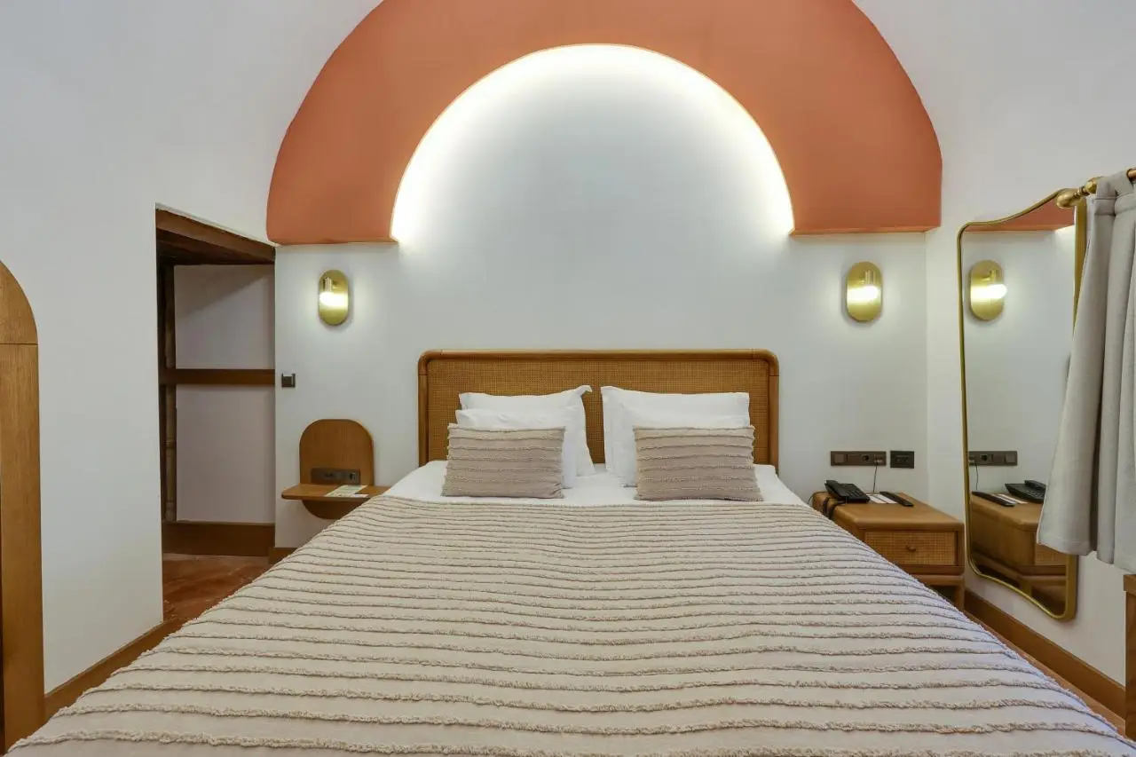 Silk Road Museum Hotel