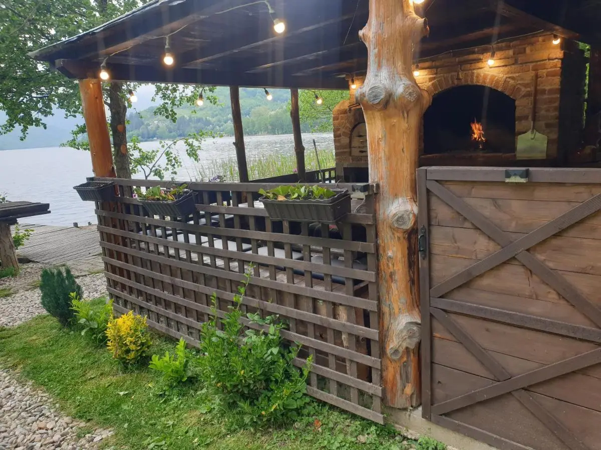 Jajce lake cottage-Plivsko jezero