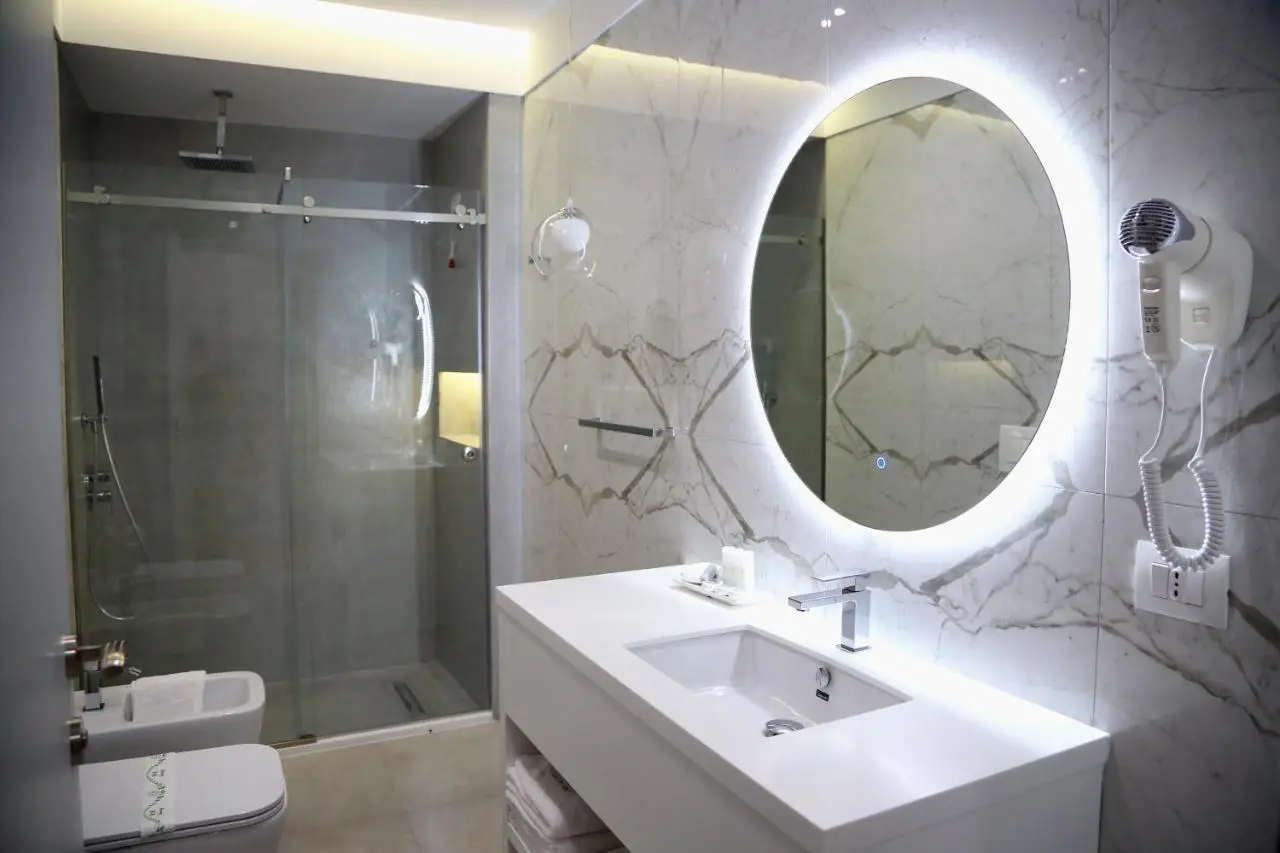 Hotel One