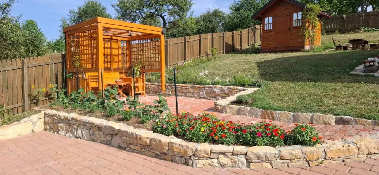 Bio Garden Cottage Sarajevo - Kremeš, Vogošća Seosko domaćinstvo Pogledine