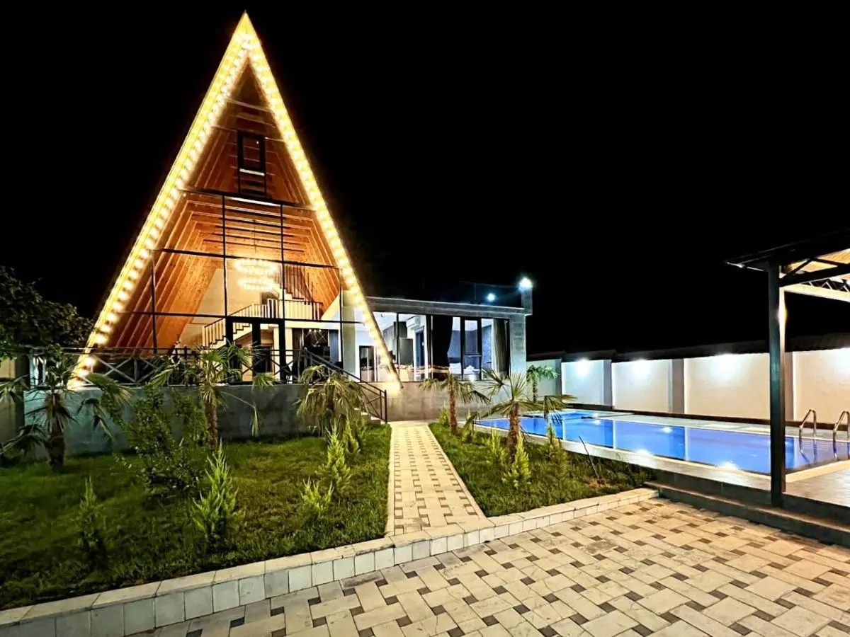 SS Mountain A-Frame Villa
