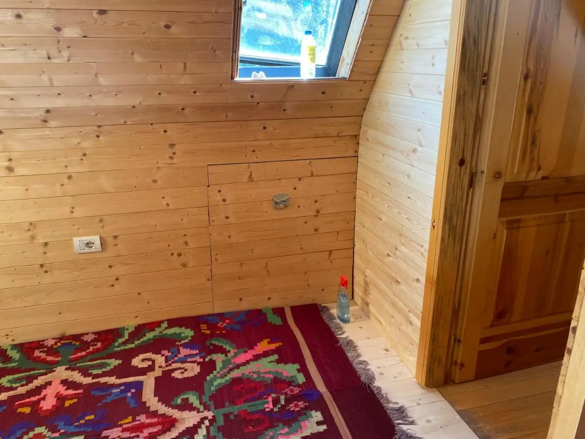 Rupa Guest House