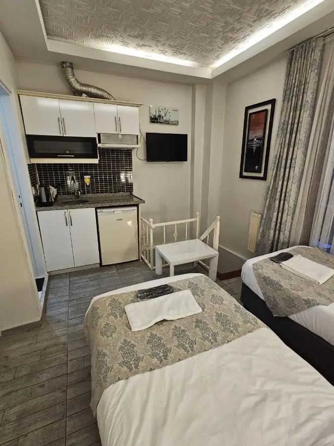 Lemon Residence
