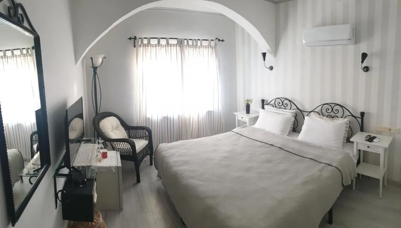 A&B Home Hotel