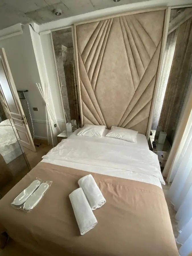 AB Residences -Cihangir Luxury Antique Apartment